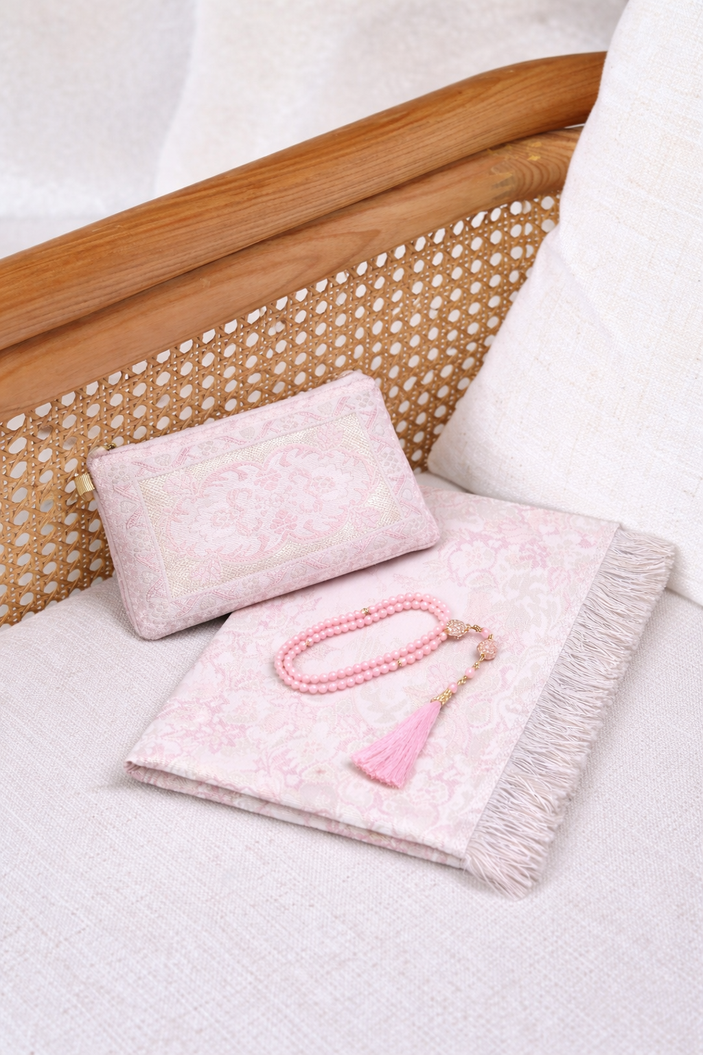 Ensemble Tapis de Prière avec Pochette & Chapelet – Pochette Hayat